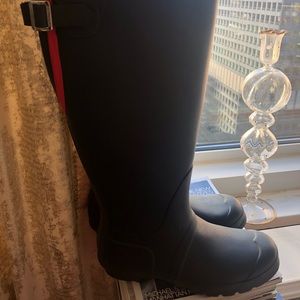 Hunter boots navy with pink